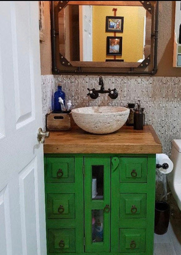 The grinch bathroom vanity
