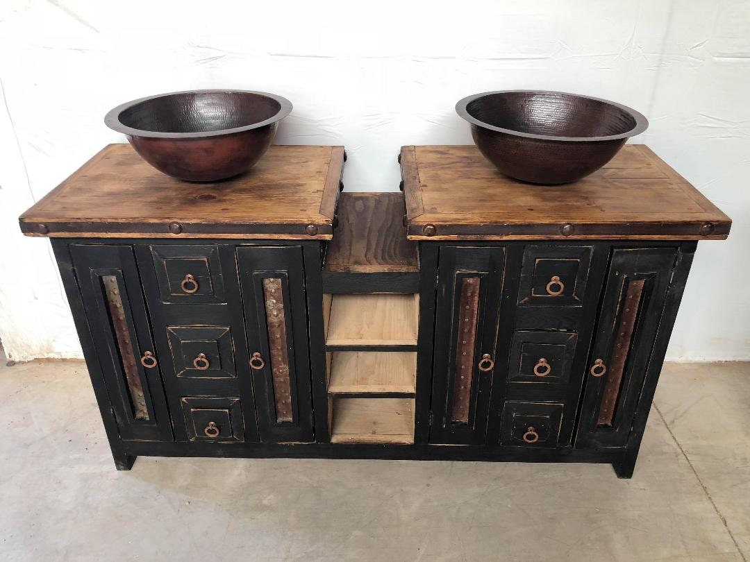 Saint Vincent Vanity