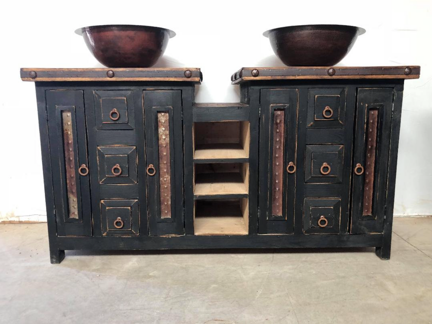 Moreno's - Saint Vincent Bathroom Vanity