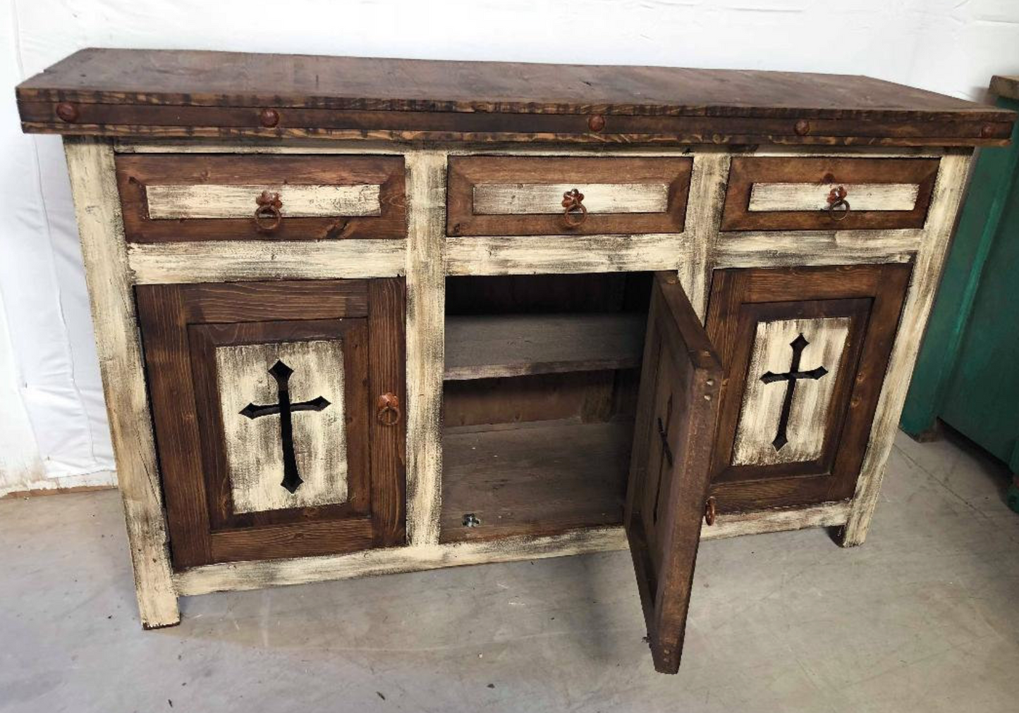Moreno's - Rustic Templar White Wash Cross Bathroom Vanity